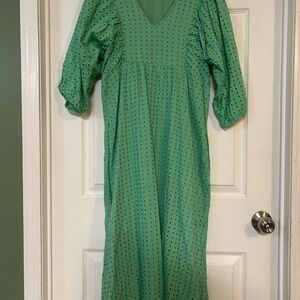 Chic Green Long Sleeve Dress